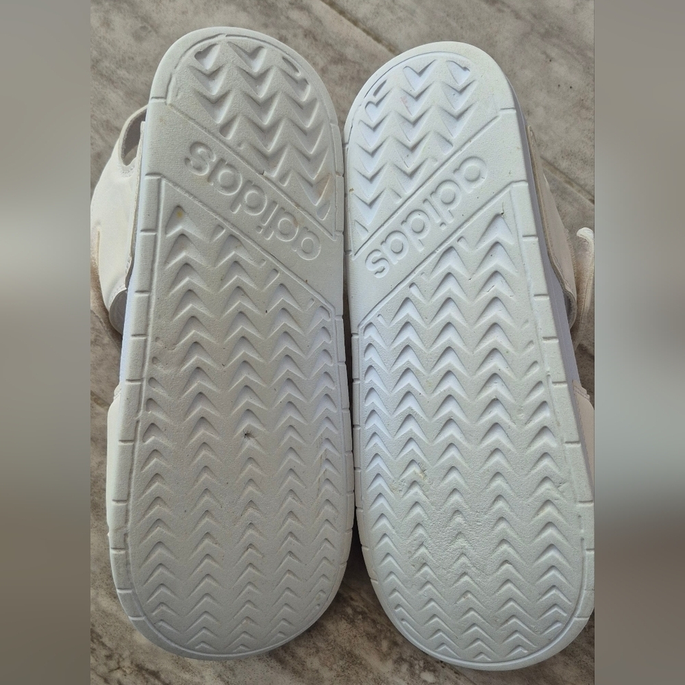 Adidas Kids White Adjustable Sandals - Picture 3 of 4
